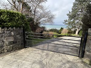 Photo 79- click for photo gallery